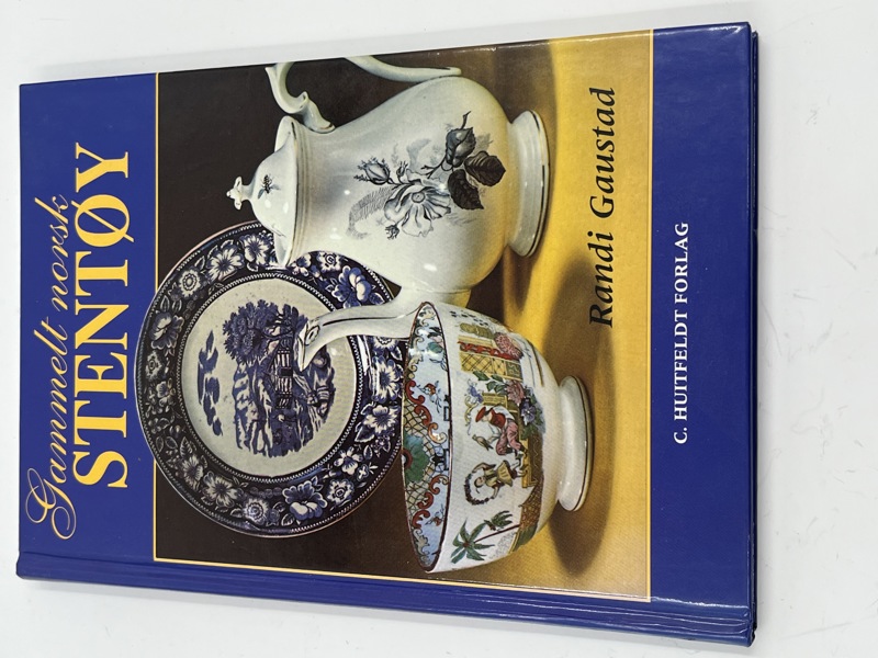 Bok om Gammelt Norsk stentøy.