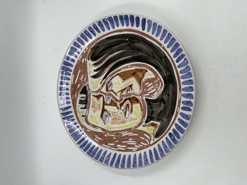 Stort Rundt fat Åros keramikk