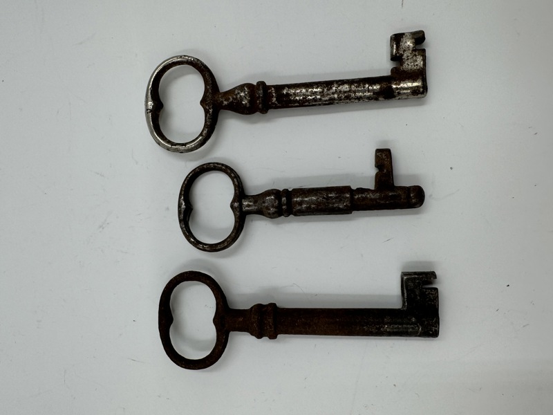 3 gamle Nøkkler