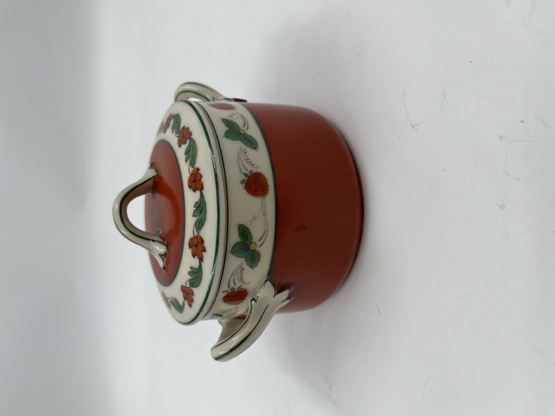 PP-Krukke med lokk i Nordisk dekor.