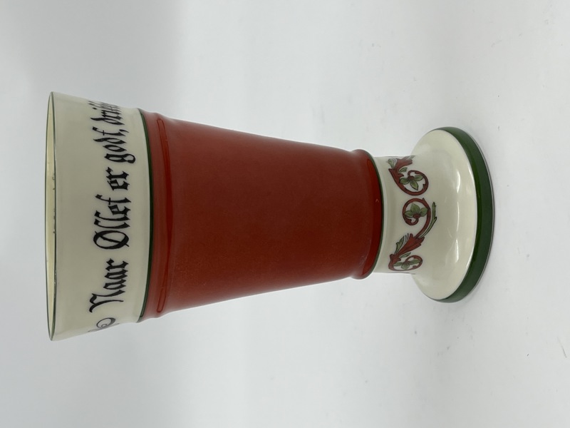 PP-Staup med tekst og Nordisk dekor.