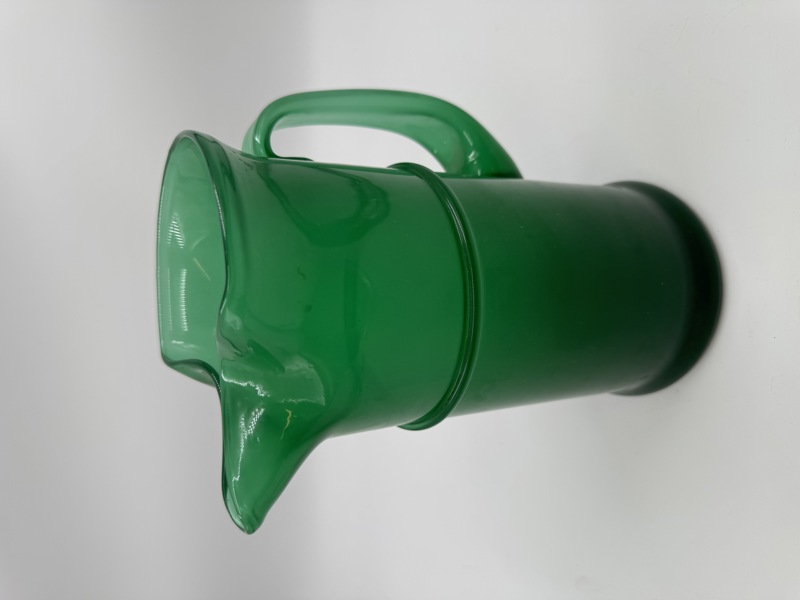 Hadeland stor grønn mugge.