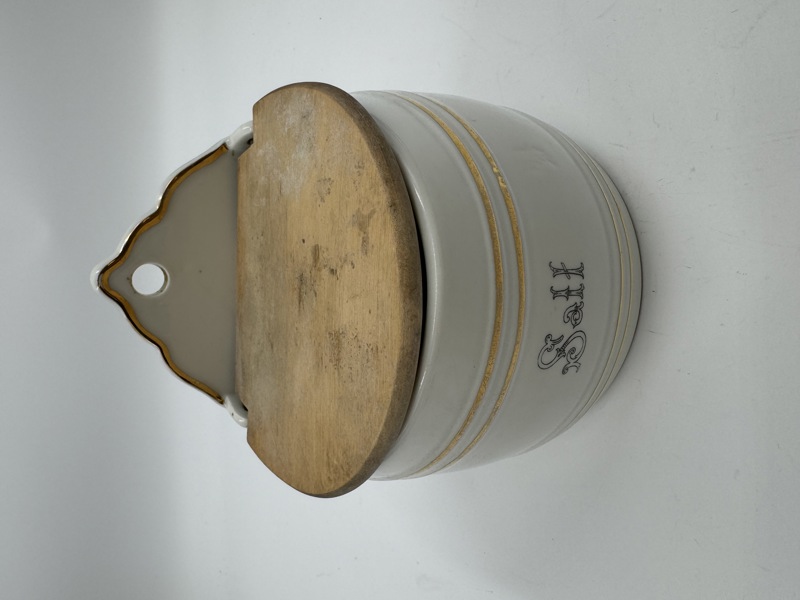 PP-Kjøkken krukke for vegg med tekst.