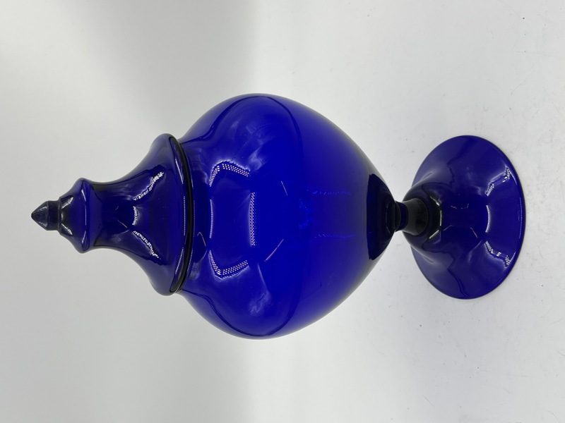 Hadeland Pottpurikrukke med lokk.