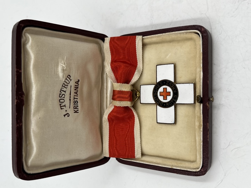 Tysk rødekors medalje  i emalje 