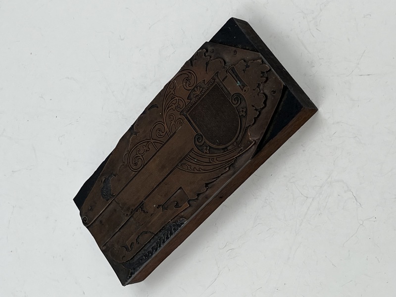 Gammel trykkeri  plate i kobber og tre.