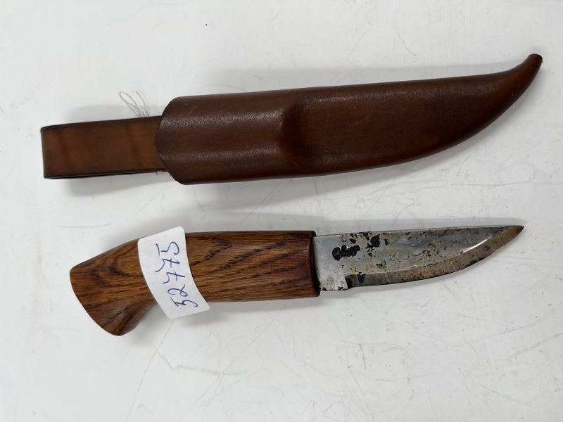 Flott Slirekniv med slir 