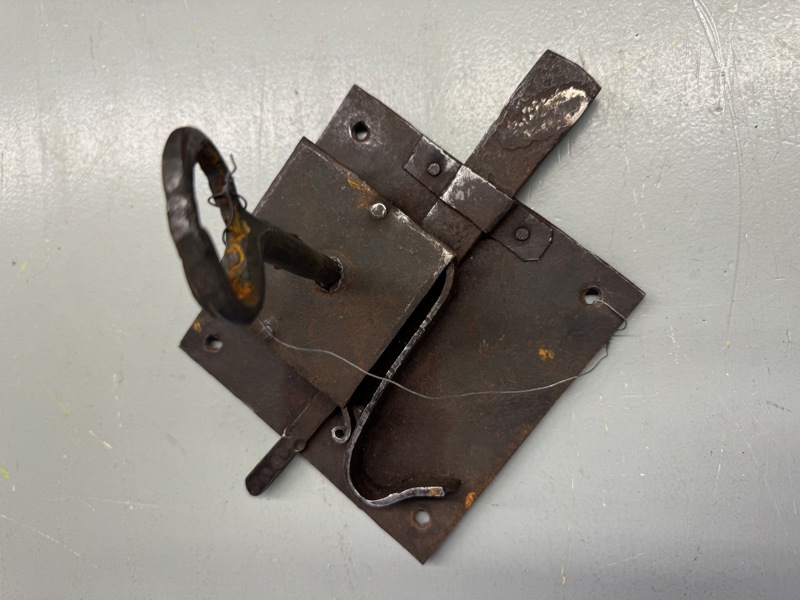 Gammel Lås med nøkkel