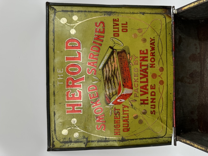 Bok Box The Herold by Hvalvatne