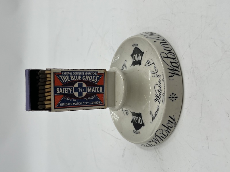 Ca 100 år gmlt flott uvanlig Whisky askebeger m / stett