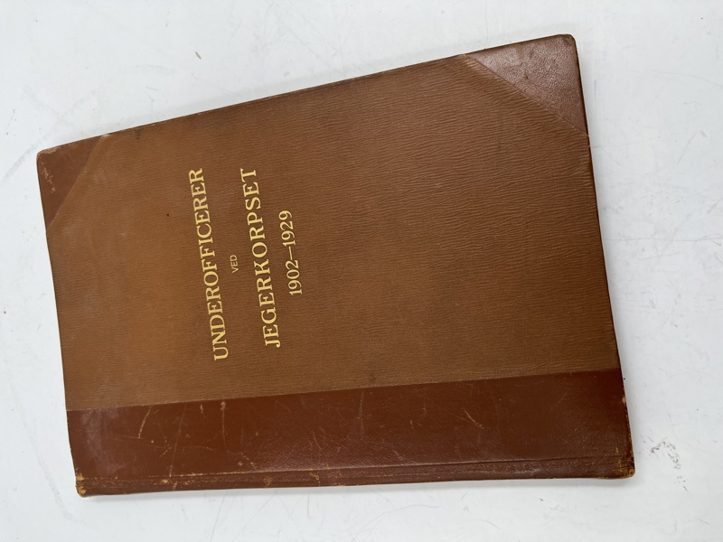 Sjelden offiserer bok