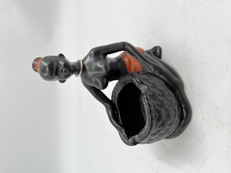 Mørk Dame 50 tallet