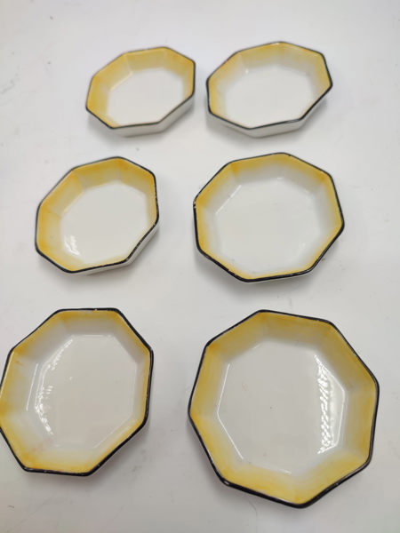 PP- 6 stk Kuvert askebeger
Nora Gulbrandsen