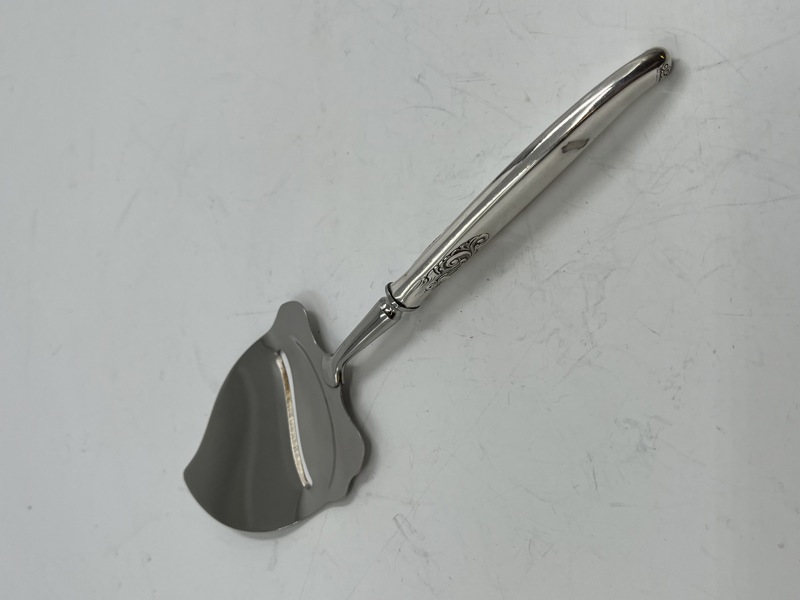 Sølv- Ostehøvel i dobbel rokokko