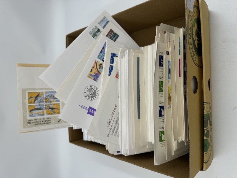 385 stk Førstedagsbrev