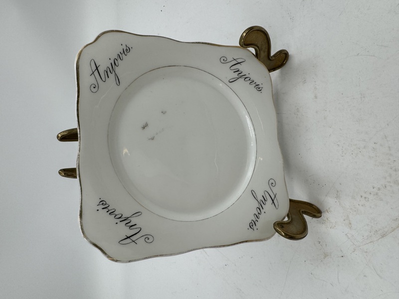 PP- Firkantet asjett merket "Anjonis"