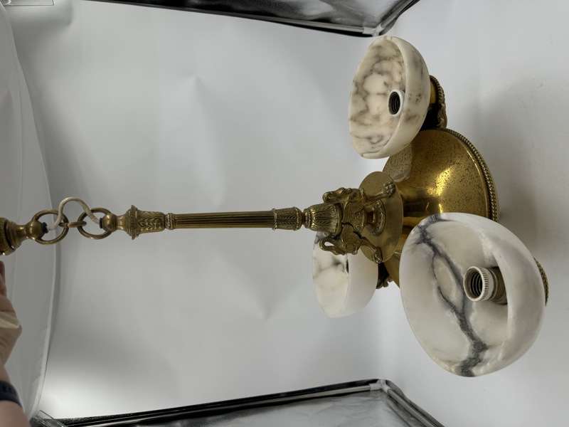 Elektrisk 3 armet Taklampe m/ skjermer