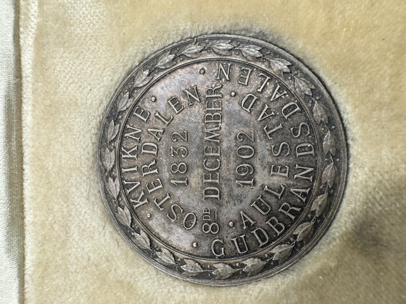 Bjørnson sølvmedalje 1907 i boks