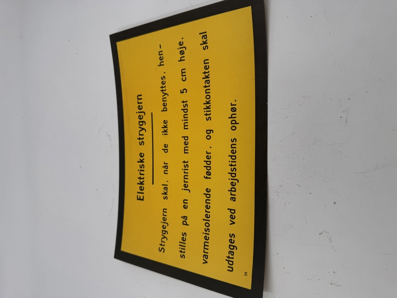 Plakat gml vedr bruk av strykejern 50 tallet