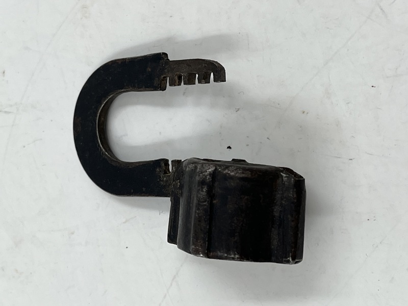 17/1800 talls smidd hengelås