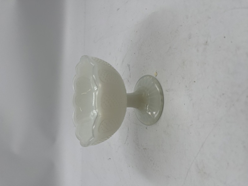 Opaliserende glass , sukkerskål