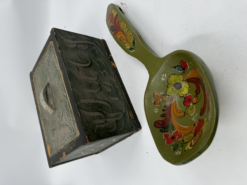 Trekasse m/ lokk + storsleiv