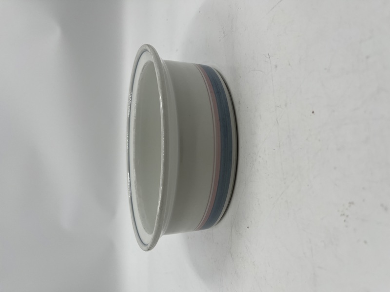 Figgjo- Bolle ( vitro porselen)