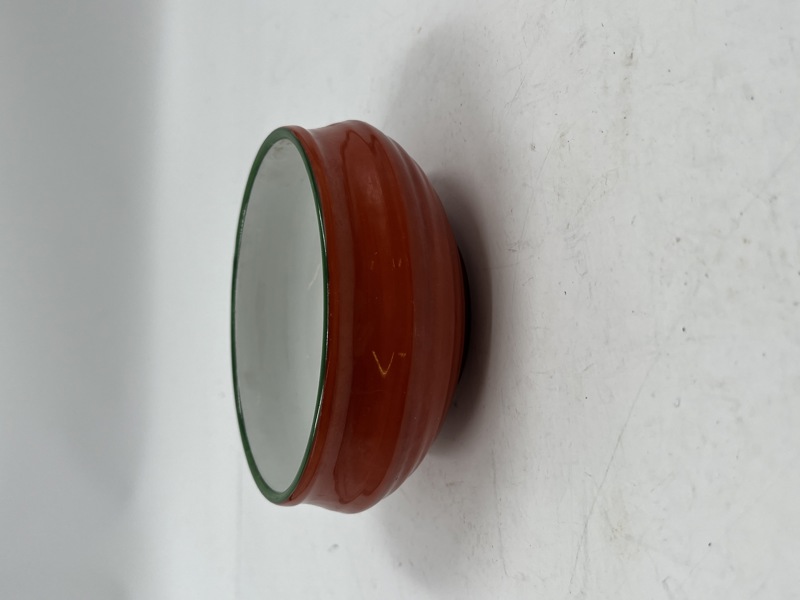 PP- Liten bolle med rød og grønn kant