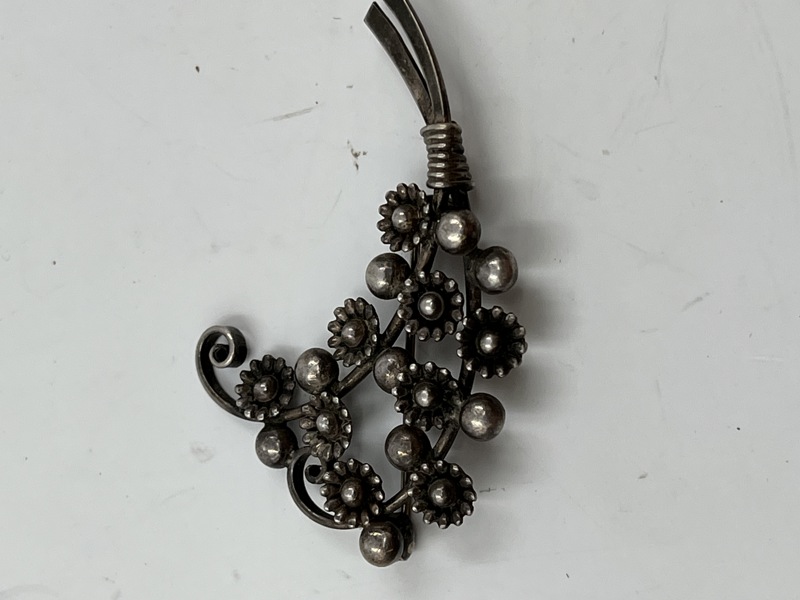 sølvnål  filligrans arbeid