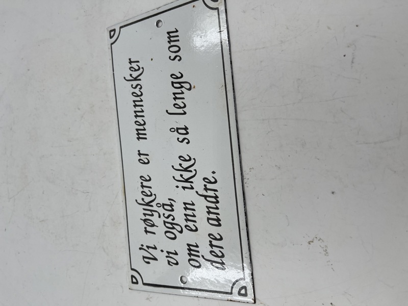 Emaljeskilt vedr Røyking 