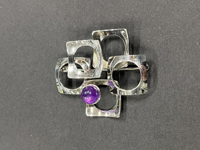 Beetle i metall og org eske 