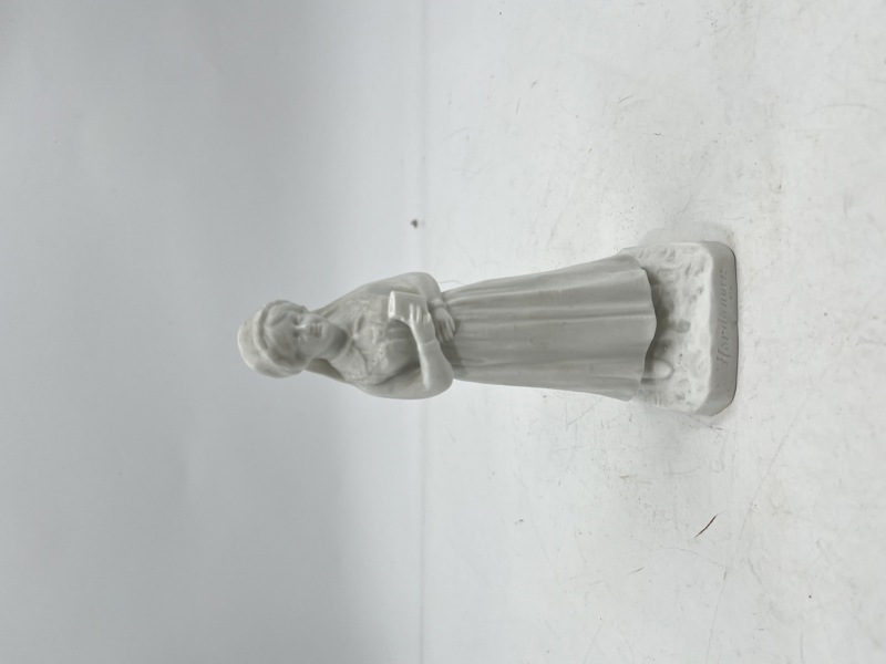 PP, bisquitfigur, "Hardanger"