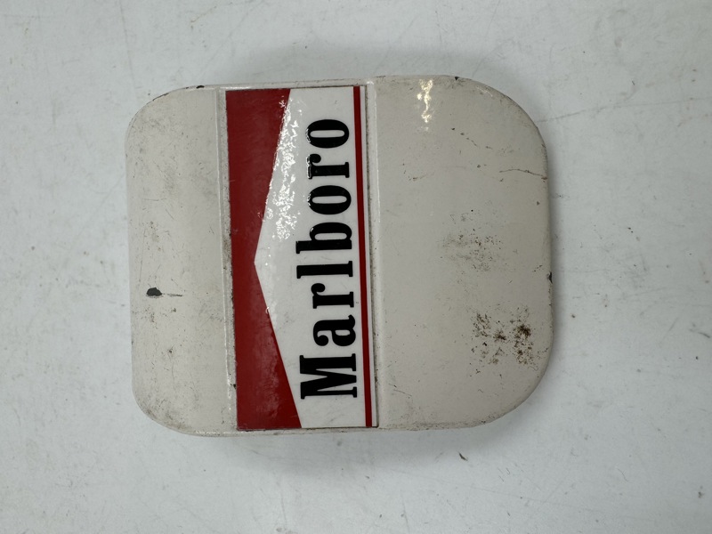 Brus opptrekker Marlboro