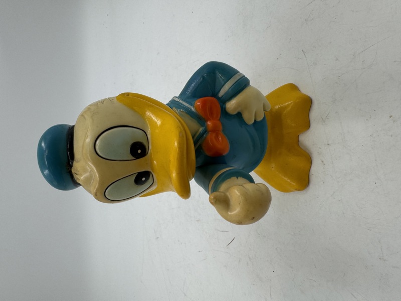 Gammel Donald Figur 