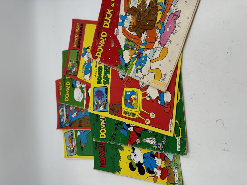 8 stk Donald Duck 1977