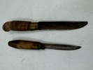 2 stk eldre kniver uten slir