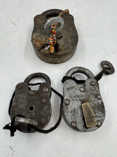 3 stk Gamle hengelåser 