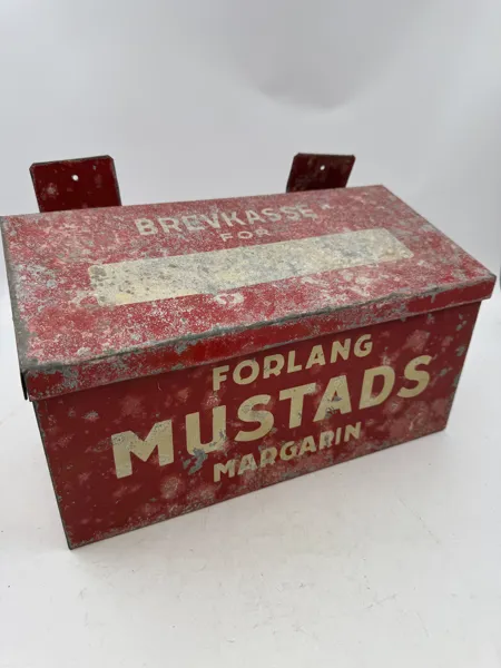 Artig gml mustad postkasse