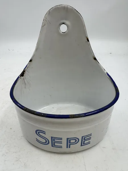 Sepe holder i emalje