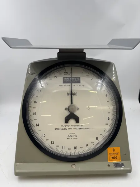 Gammel postvekt opptil 20 kg