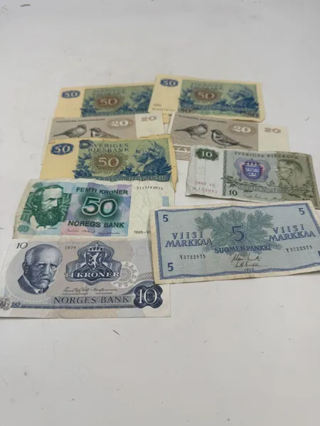 9 stk seddler (Norge,Sverige,Finnland)