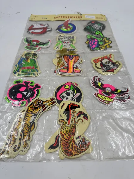 Gamle Superstickers i plastmappe