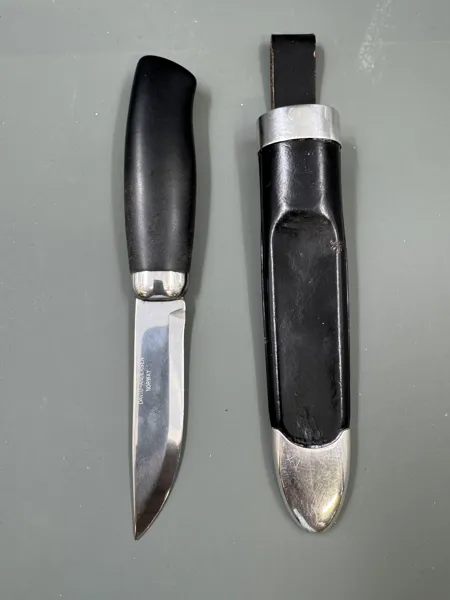 Kniv med slir David Andersen 