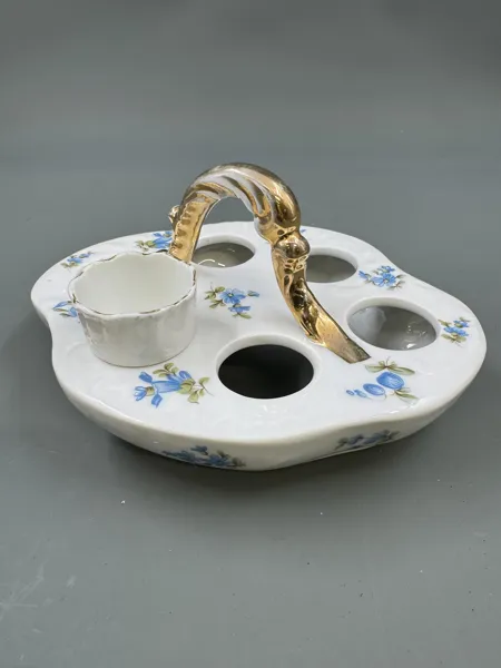 PP-Eggoppsats med et eggglass