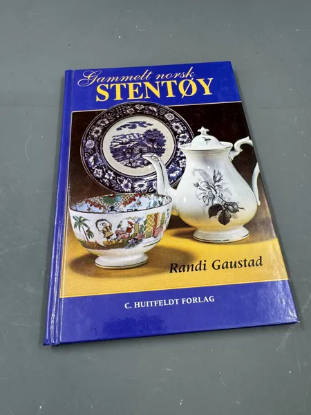 Bok Gammelt Norsk Stentøy