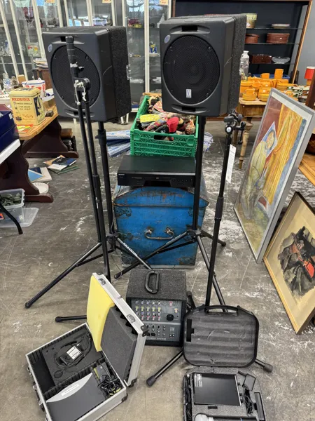 Musikkanlegg/ Høytaleranlegg