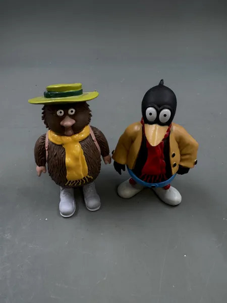2 Figurer Solan Gundersen+ Ludvik