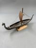 Vikingskip i metall