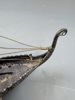Vikingskip i metall
