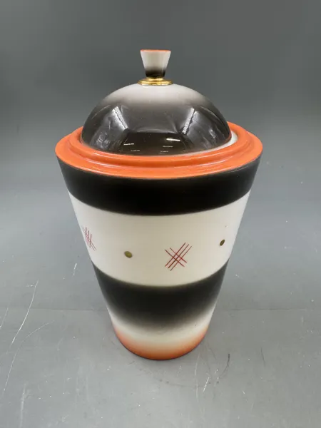 Art Deco Terrin med lokk 
Desgin Nora Gulbrandsen